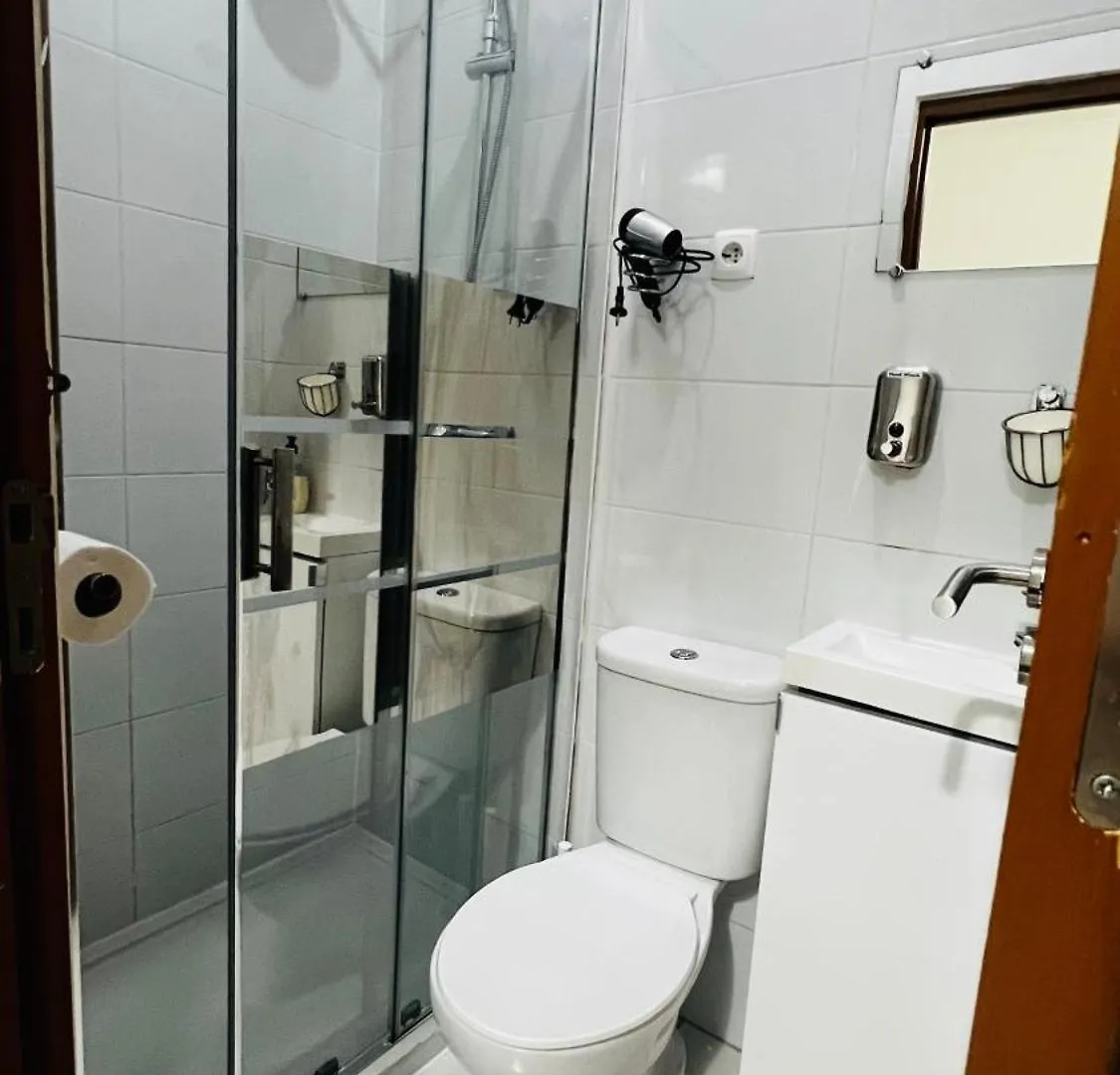 Homestay Suites Pensamento 4 - 2º Andar Lisbon Portugal